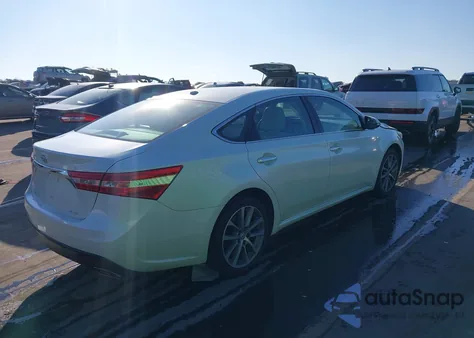 2015 Toyota Avalon Xle Touring z USA, uszkodzony, nr VIN 4T1BK1EB1FU182159